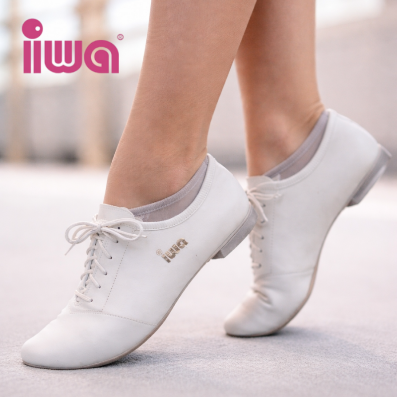 Chaussures de danse blanc x IWA