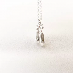 Collier ballet x chaussons de danse argenté